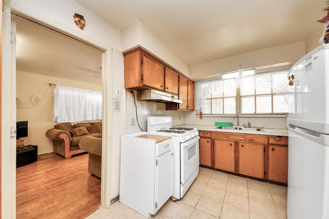 9701 Foredale Street, Houston, TX 77075