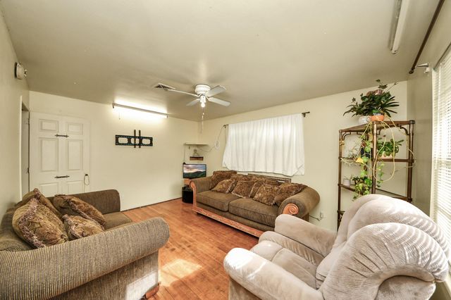 9701 Foredale Street, Houston, TX 77075