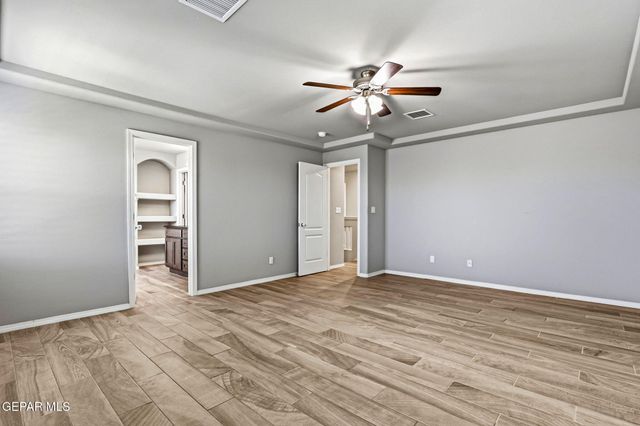 7425 GLACIER Drive, El Paso, TX 79911
