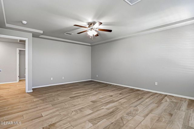 7425 GLACIER Drive, El Paso, TX 79911