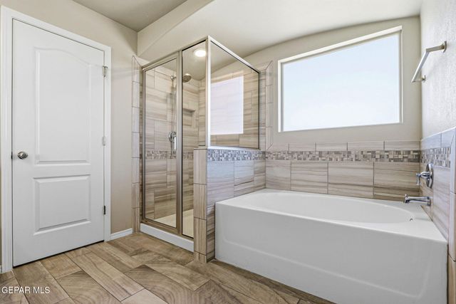 7425 GLACIER Drive, El Paso, TX 79911