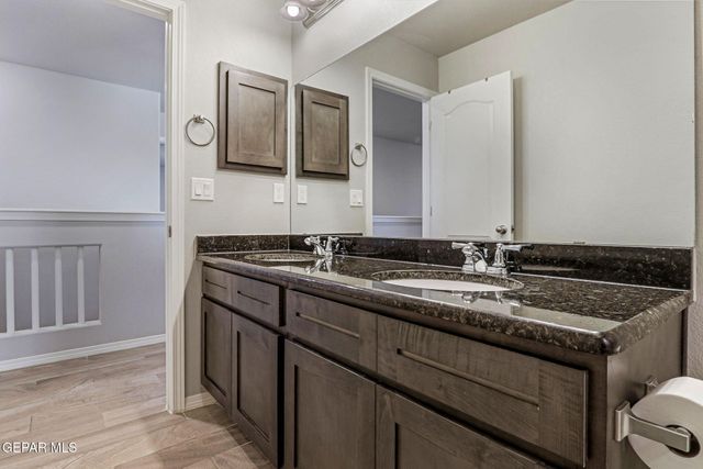 7425 GLACIER Drive, El Paso, TX 79911