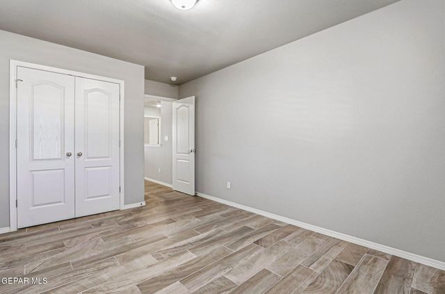 7425 GLACIER Drive, El Paso, TX 79911