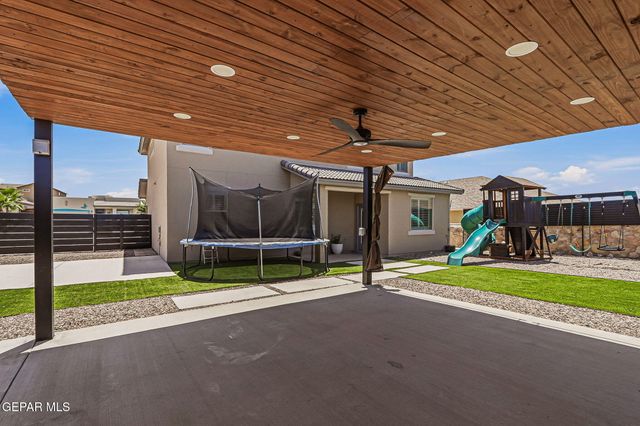 7425 GLACIER Drive, El Paso, TX 79911