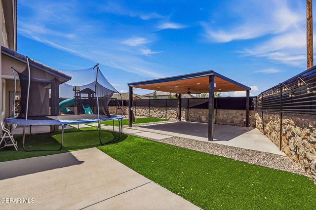 7425 GLACIER Drive, El Paso, TX 79911