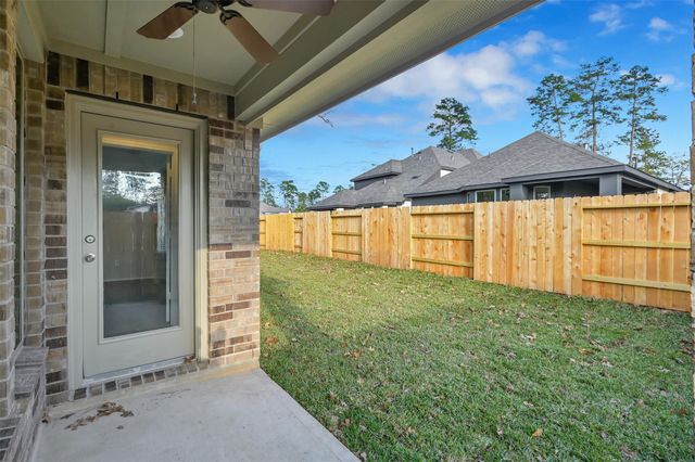 307 Highland Bayou Drive, Conroe, TX 77304