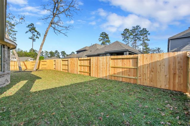 307 Highland Bayou Drive, Conroe, TX 77304