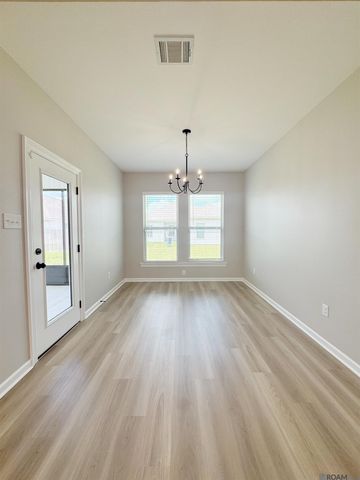 28317 Merrimack Dr, Denham Springs, LA 70726