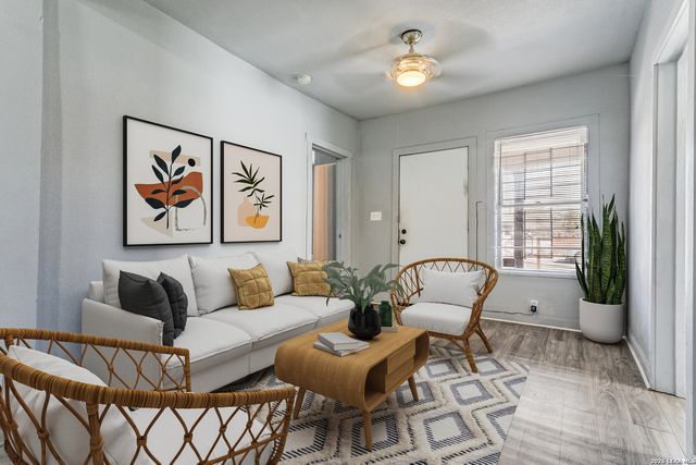 1526 Burnet, San Antonio, TX 78202