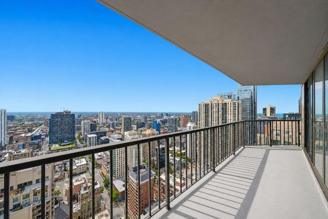 10 E Ontario Street 4506, Chicago, IL 60611