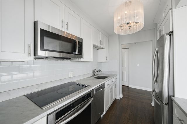10 E Ontario Street 4506, Chicago, IL 60611