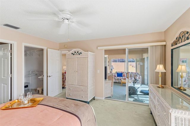 867 OVIEDO ROAD, Lady Lake, FL 32159
