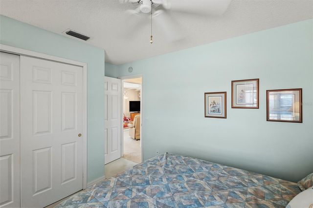 867 OVIEDO ROAD, Lady Lake, FL 32159