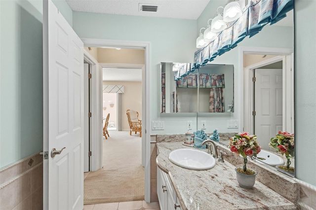 867 OVIEDO ROAD, Lady Lake, FL 32159