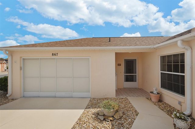 867 OVIEDO ROAD, Lady Lake, FL 32159