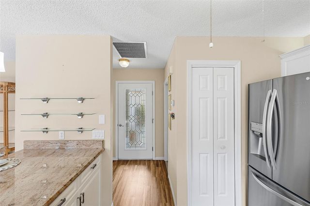 867 OVIEDO ROAD, Lady Lake, FL 32159