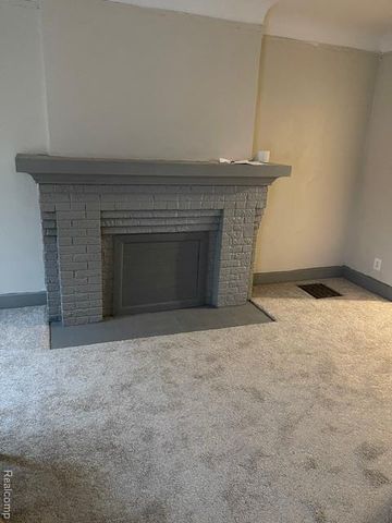 2911 Glendale Street, Detroit, MI 48238