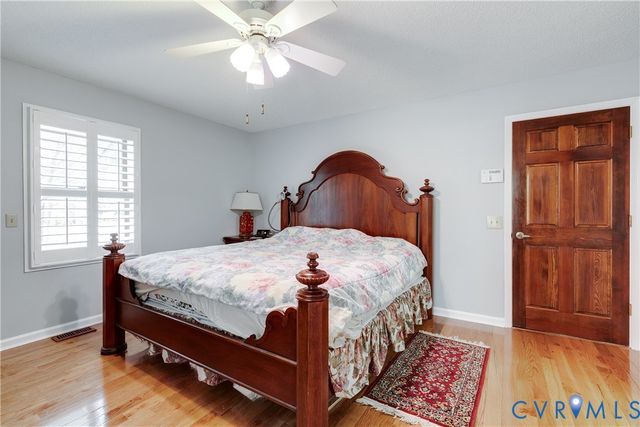 17801 Stage Rd, Barhamsville, VA 23011