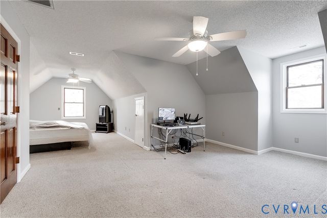 17801 Stage Rd, Barhamsville, VA 23011