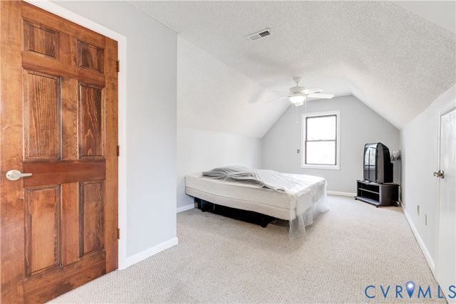 17801 Stage Rd, Barhamsville, VA 23011