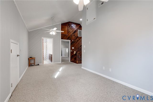 17801 Stage Rd, Barhamsville, VA 23011