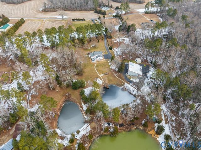 17801 Stage Rd, Barhamsville, VA 23011