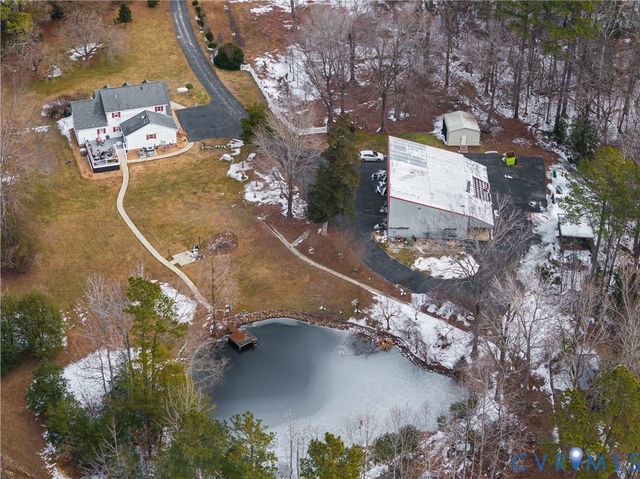 17801 Stage Rd, Barhamsville, VA 23011