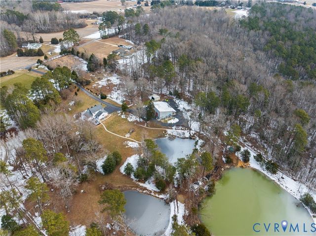 17801 Stage Rd, Barhamsville, VA 23011