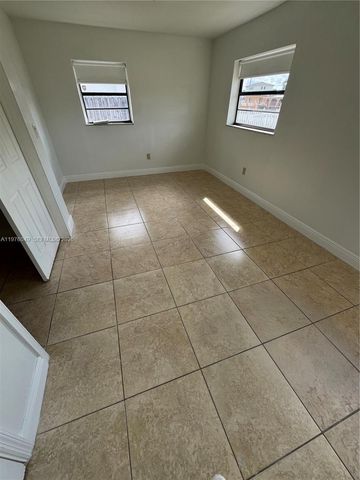 5255 NW 181st Ter 5255, Miami Gardens, FL 33055