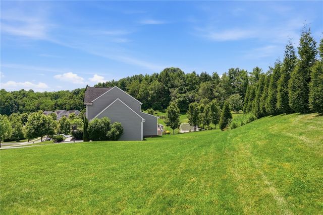 747 Packsaddle Trl, Richland, PA 15044