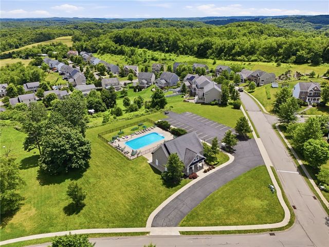 747 Packsaddle Trl, Richland, PA 15044
