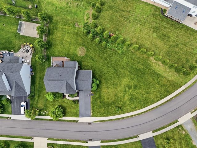 747 Packsaddle Trl, Richland, PA 15044