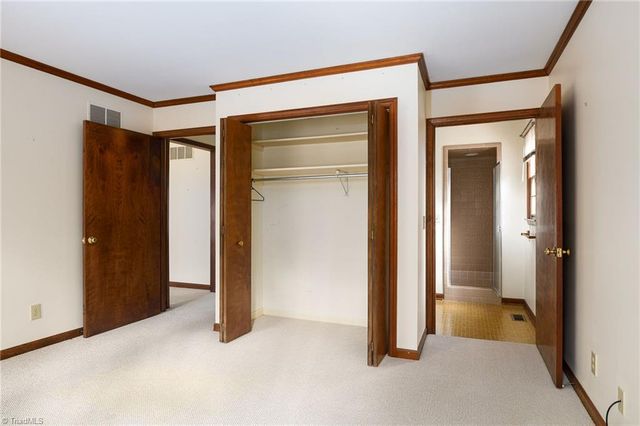 3 Cascade Court, Greensboro, NC 27410