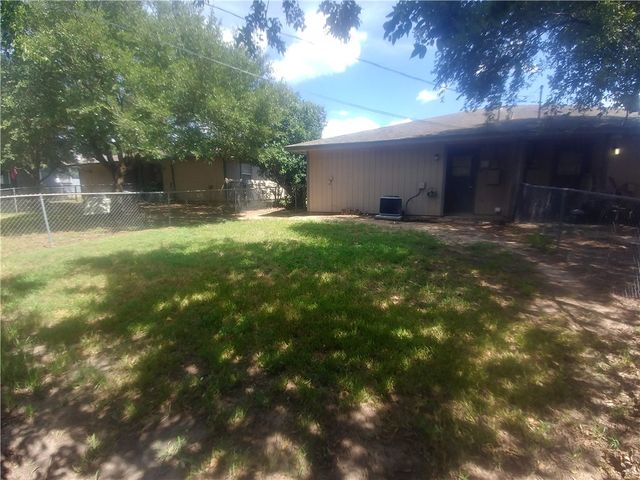 703 San Saba Drive, College Station, TX 77845