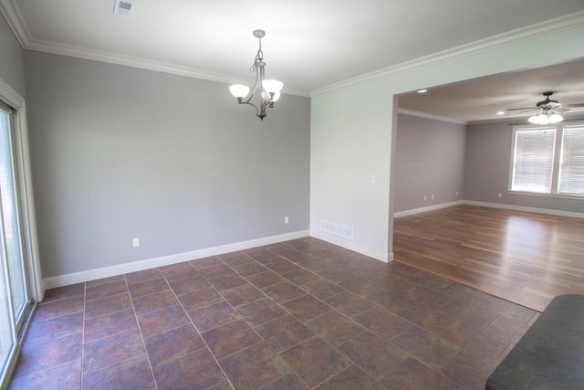 3209 BELINDA CT, Columbia, MO 65203