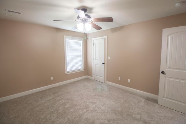 3209 BELINDA CT, Columbia, MO 65203
