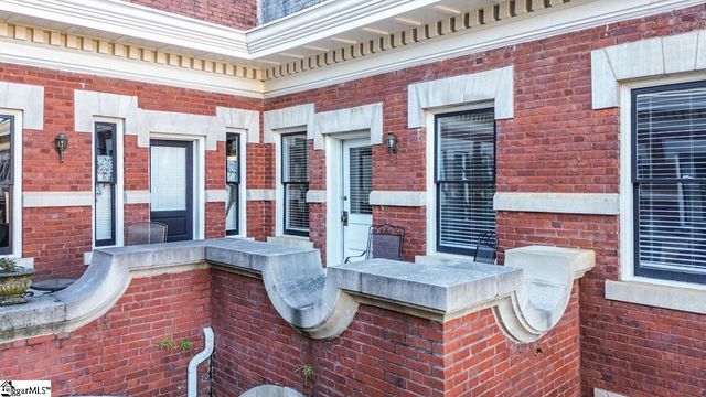 400 E Washington Street Unit 24, Greenville, SC 29601