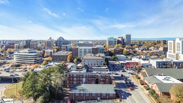400 E Washington Street Unit 24, Greenville, SC 29601