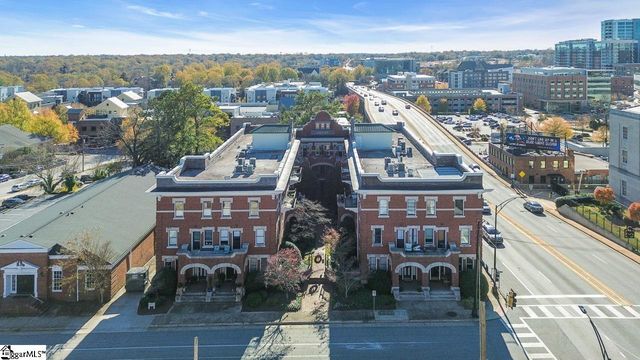 400 E Washington Street Unit 24, Greenville, SC 29601