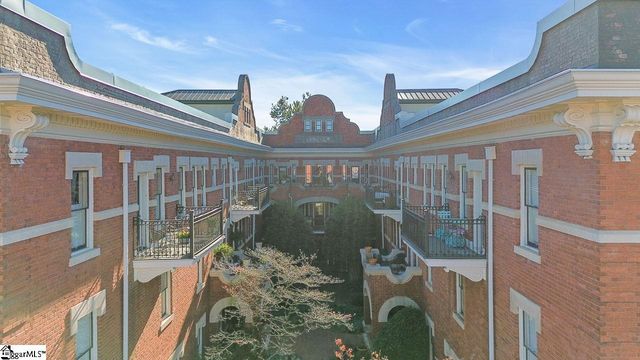 400 E Washington Street Unit 24, Greenville, SC 29601