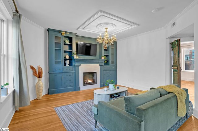 400 E Washington Street Unit 24, Greenville, SC 29601