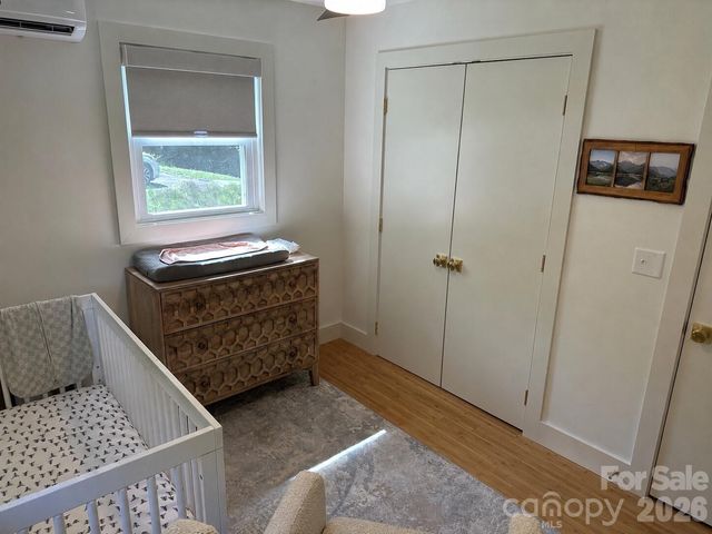 10 Oakwood Drive, Weaverville, NC 28787
