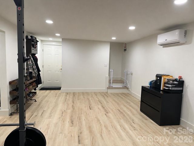 10 Oakwood Drive, Weaverville, NC 28787