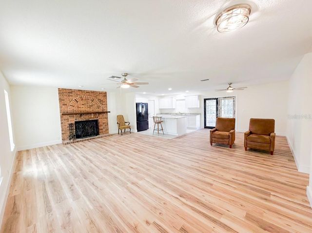 3732 NE 28TH COURT, Ocala, FL 34479