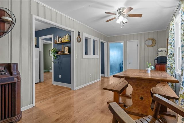 102 Sutton Ave, Waverly, TN 37185