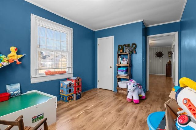 102 Sutton Ave, Waverly, TN 37185