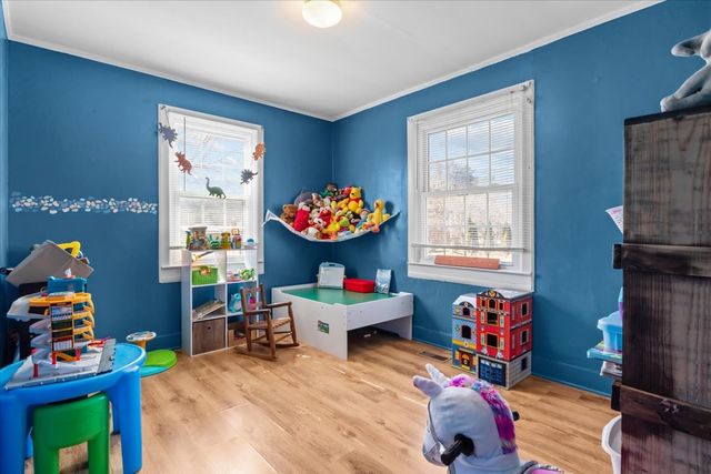 102 Sutton Ave, Waverly, TN 37185