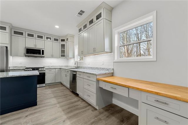 450 Oliver Ridge Drive, Commerce, GA 30529