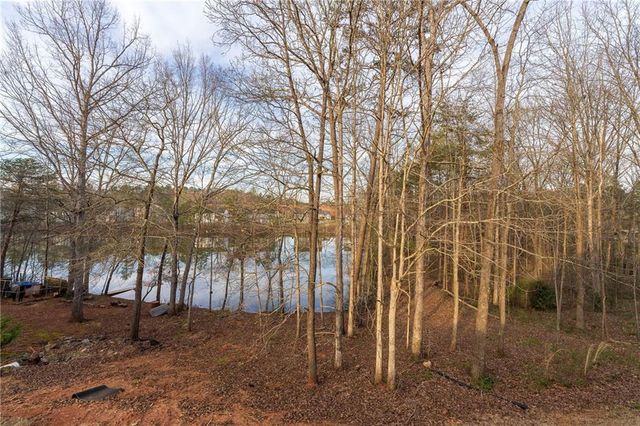 450 Oliver Ridge Drive, Commerce, GA 30529