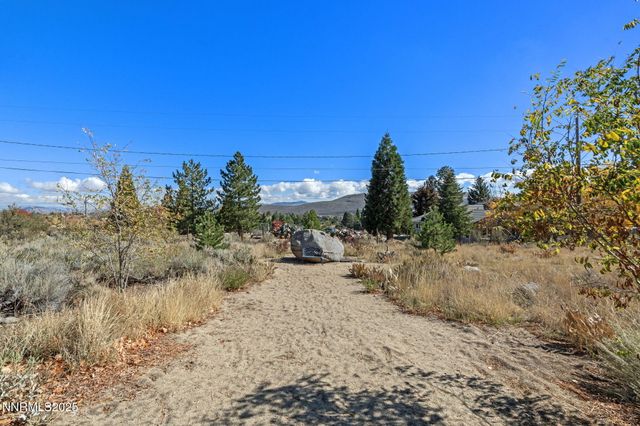 5595 Goldenrod Drive, Reno, NV 89511